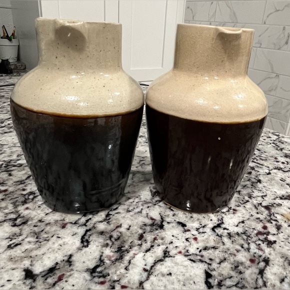 Two Antique Stoneware Cream/Brown Crock Rustic Farmhouse Milk Pitcher 6” - Picture 11 of 11